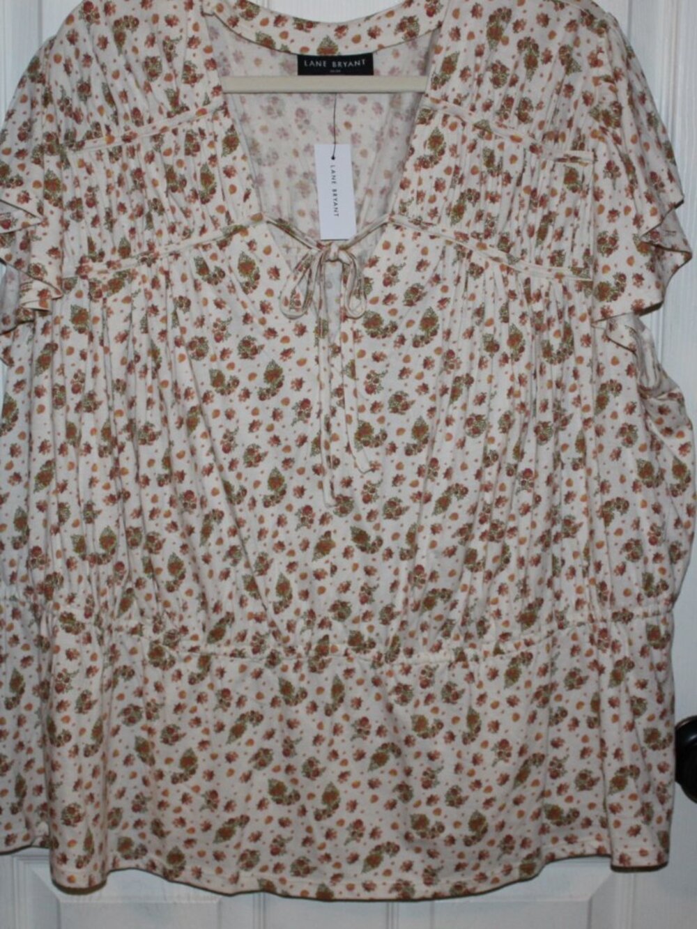 NWT Lane Bryant Top BOHO Look size 26/28 CUTE